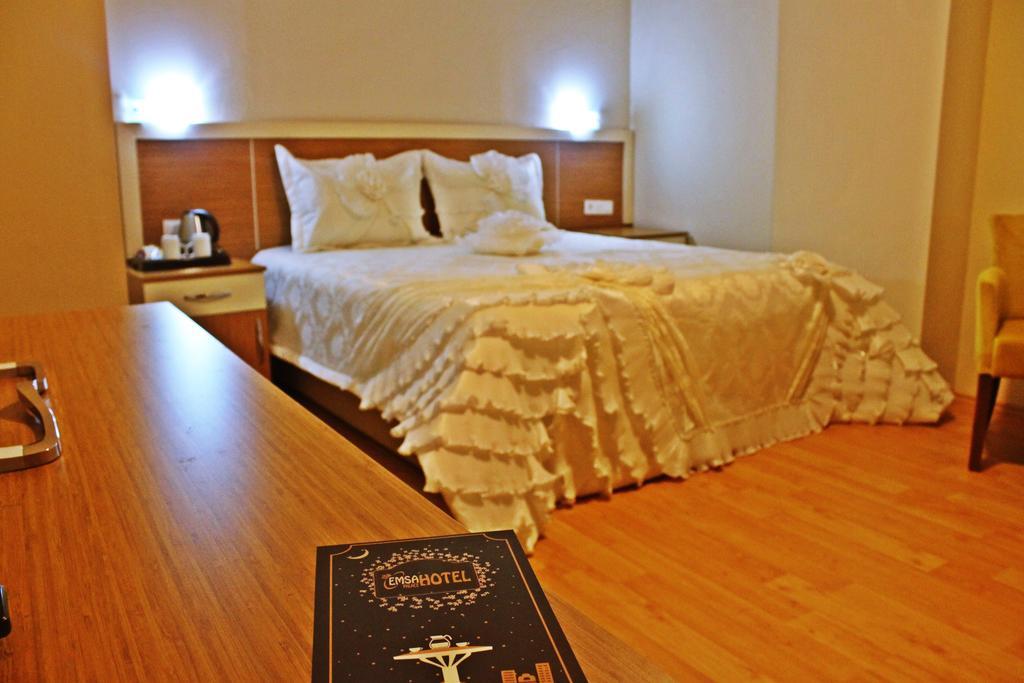 Emsa Palace Отель