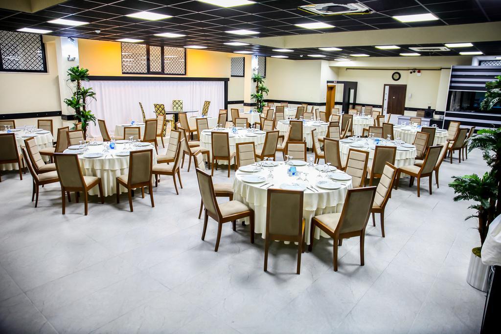 Emsa Palace Отель *