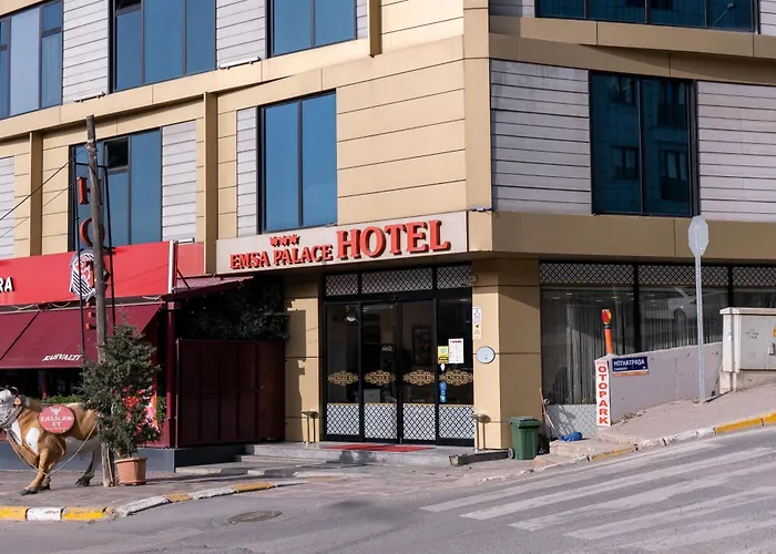 Emsa Palace Hotel